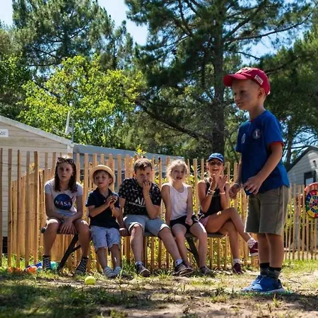 Camping 4 Etoiles - Parc Aquatique - Eeic0I Biscarrosse Extérieur photo